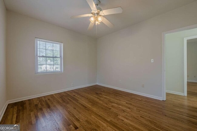 Building Photo - 1977 N Decatur Rd