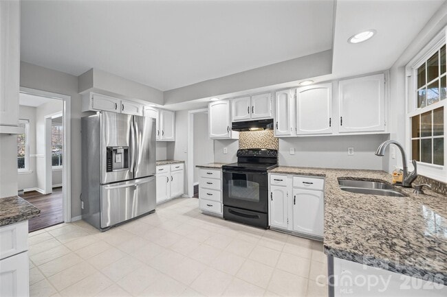 Building Photo - 11501 Winding Way Rd