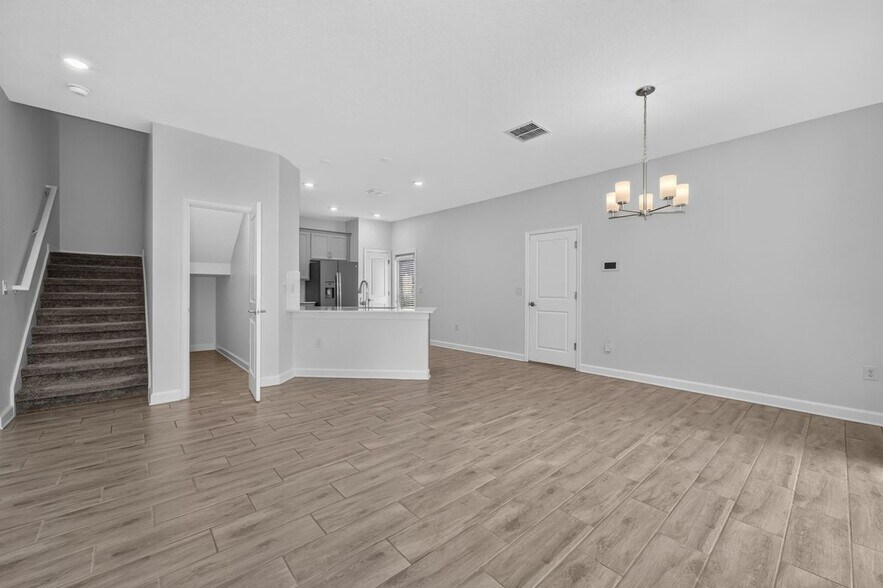 Building Photo - 1367 Shinnecock Hills Dr