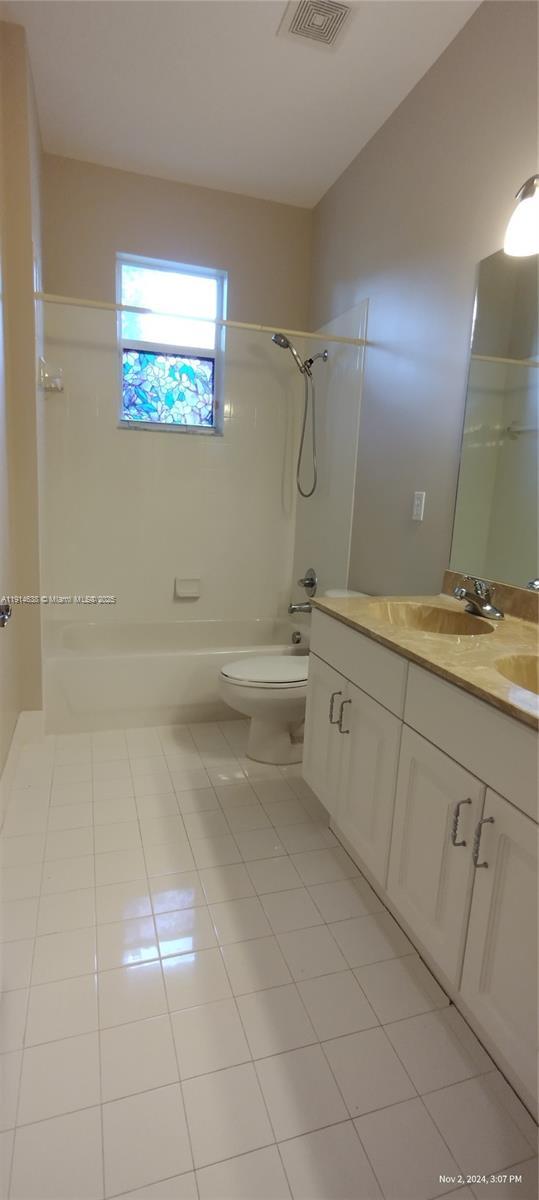 Building Photo - 8092 Driggs Hill