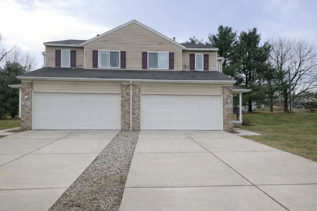 Building Photo - 4861 Pinefield Ave