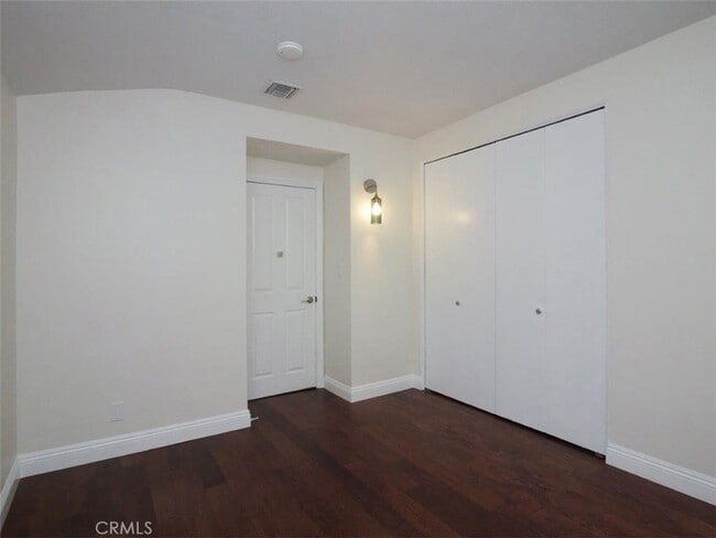 Building Photo - 26771 Menominee Pl