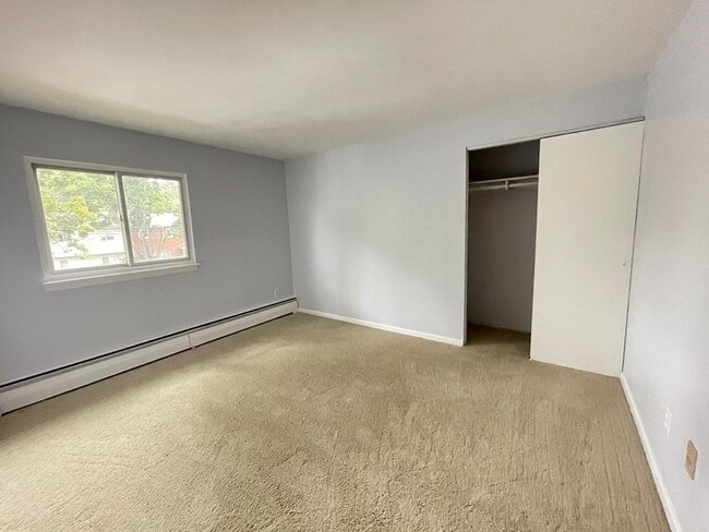 Building Photo - 97 Bishop Dr