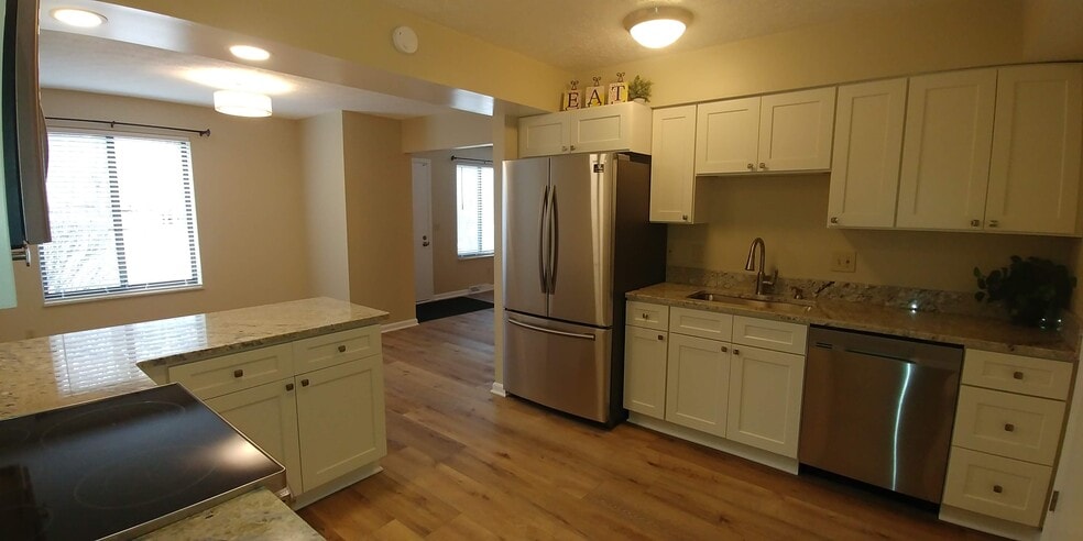 Building Photo - 837 Tollis Pkwy