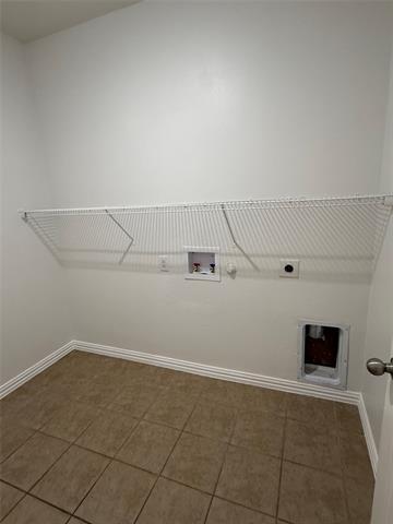 Building Photo - 8315 Summerset Dr