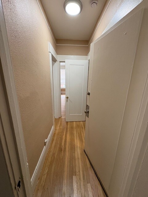Primary Photo - 525 Hyde St