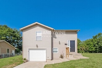 Building Photo - 800 S Butler Dr