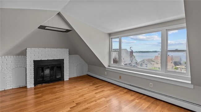 Building Photo - 54 Hillside Ave