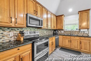 Building Photo - 24704 Killarney Rd