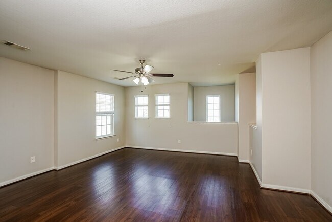 Building Photo - 21815 Octavia Way