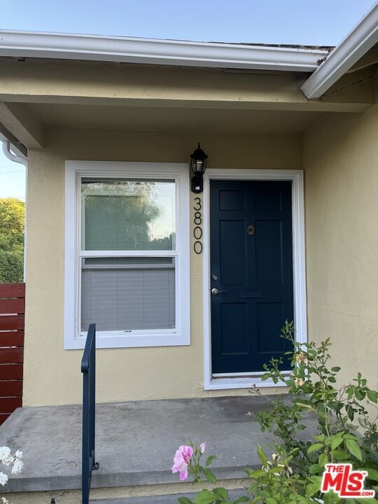 Building Photo - 3800 W Legion Ln