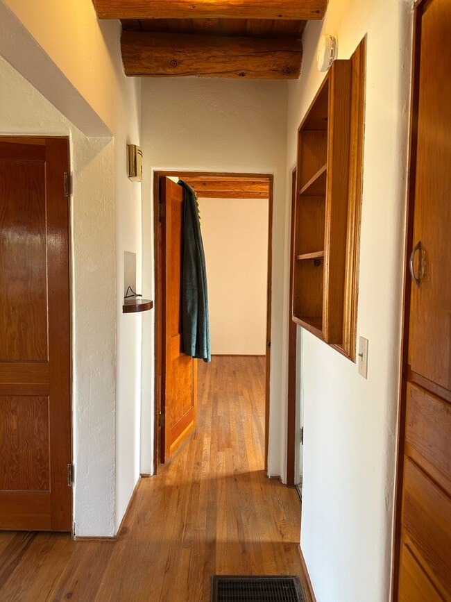 Building Photo - 1361 Santa Rosa Dr