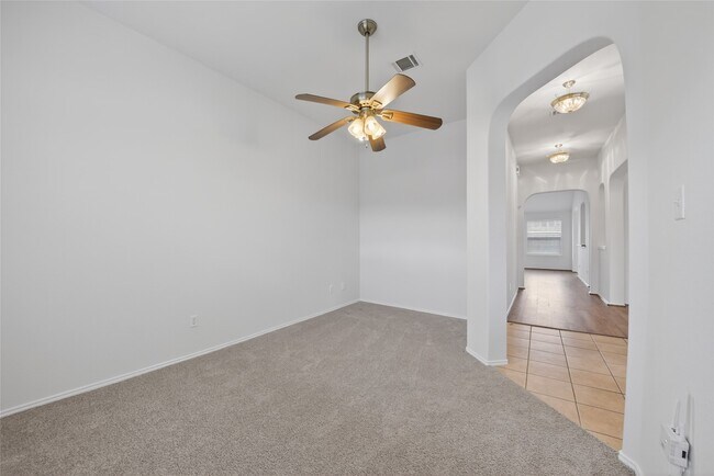 Building Photo - 18810 Appletree Ridge Rd