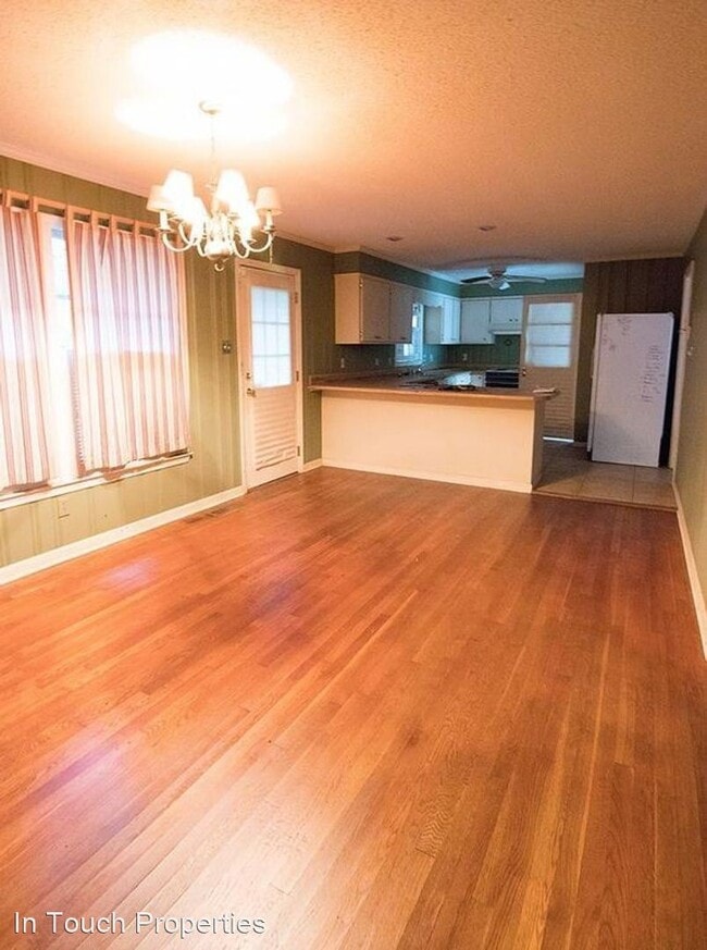 Building Photo - 3 br, 2 bath House - 2305 Jerry Jones Dr