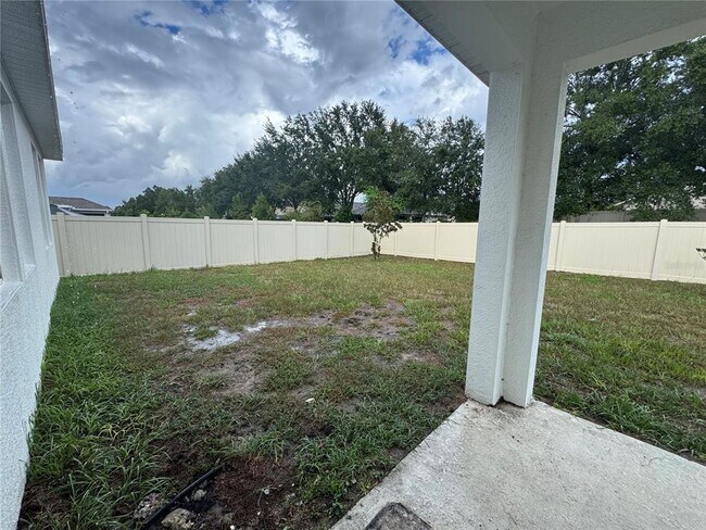 Building Photo - 26059 Bristleleaf Ct