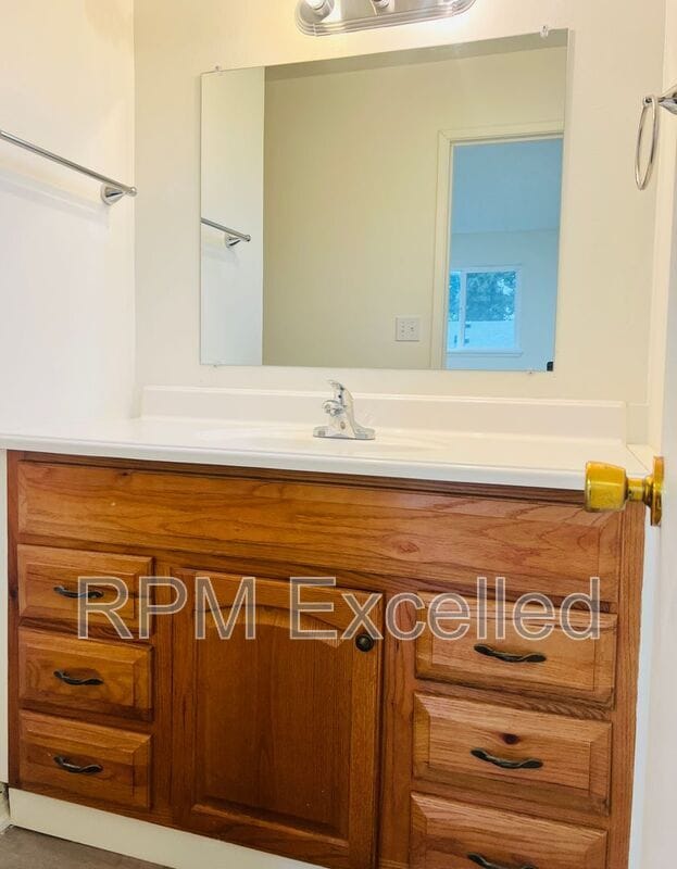 Building Photo - 2500 S 286th Pl