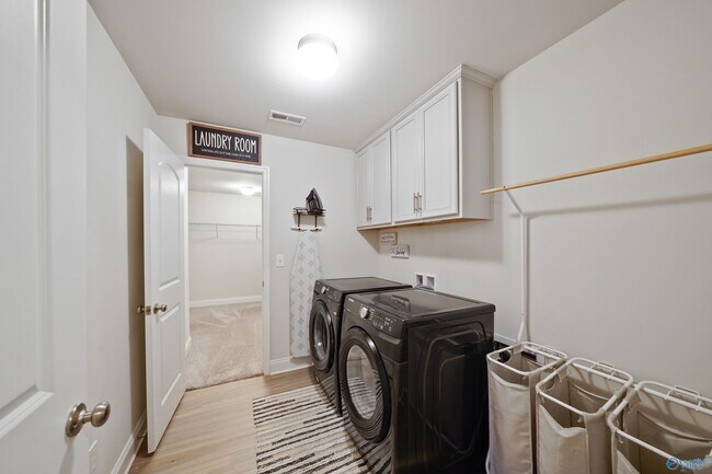 Building Photo - 6077 Thorntons Way Cir NW