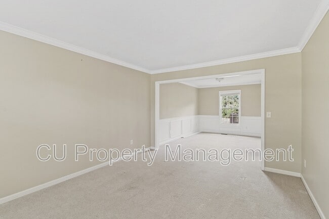 Building Photo - 902 Indigo Dr