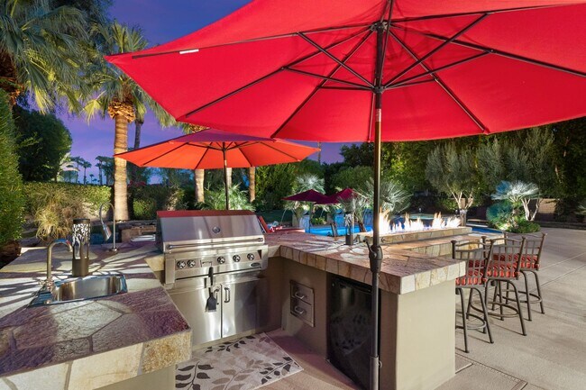 Building Photo - Villa Marbella Getaway w/ Pool & Spa