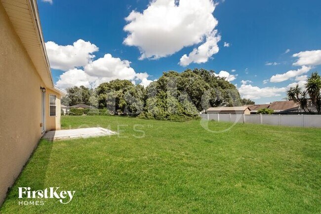 Building Photo - 157 Oak Crossing Blvd