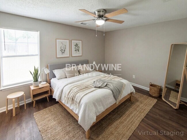 Building Photo - 5962 Cottage Hill Dr