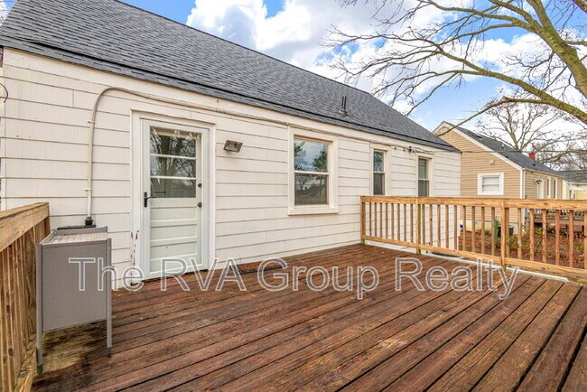 Building Photo - 6605 Horsepen Rd