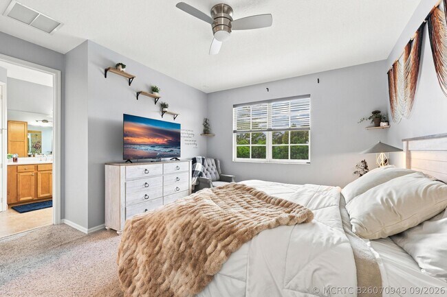 Building Photo - 4585 Tara Cove Way