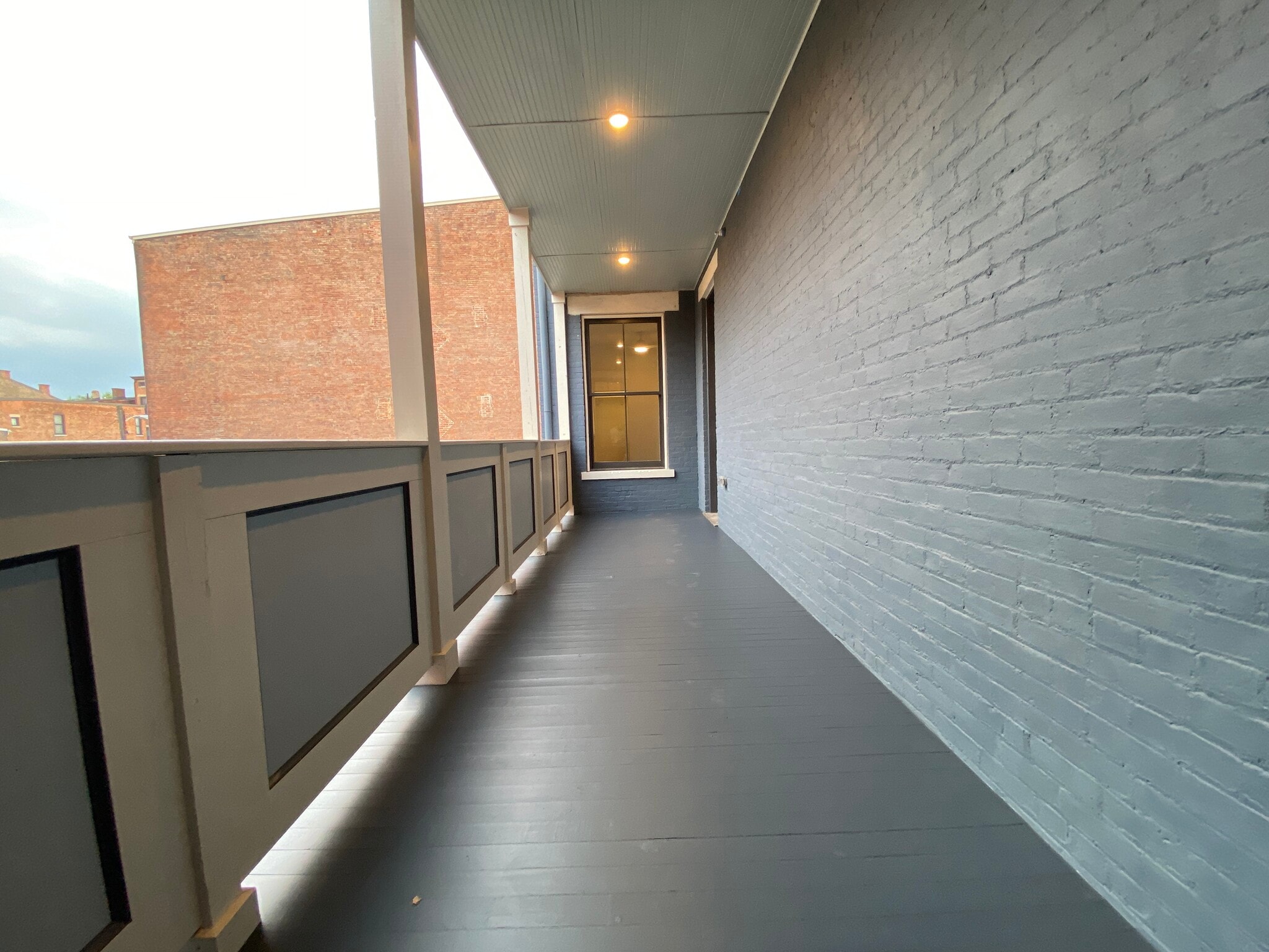 Building Photo - 1035 Dayton St