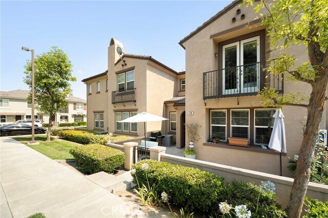 Building Photo - 13190 Murano Ave