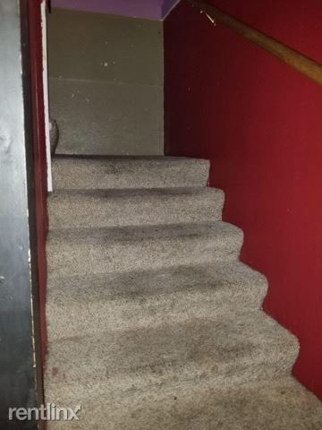 Building Photo - 3 br, 1 bath House - 117 Northwest E Street