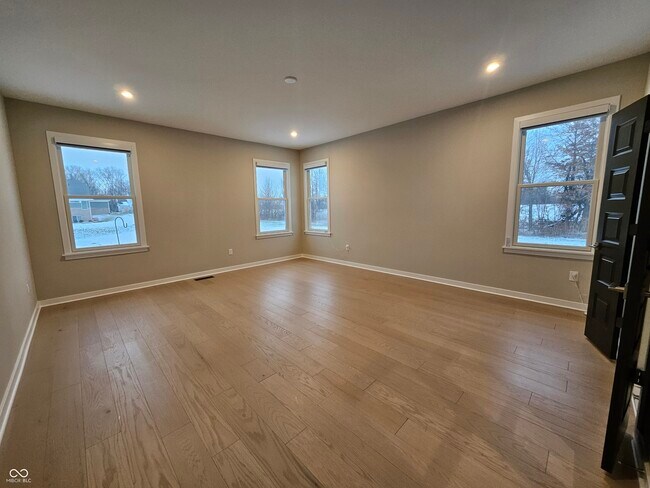 Building Photo - 228 Oakhurst Wy