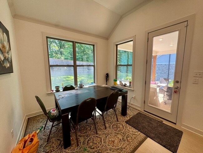 Building Photo - 595 Mount Laurel Dr