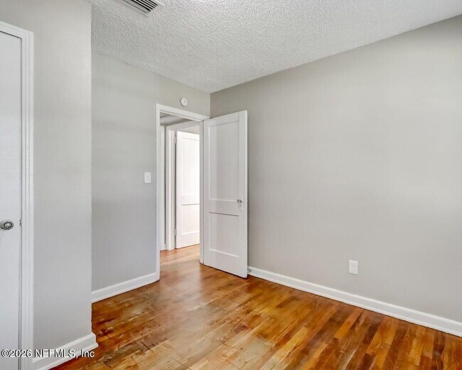 Building Photo - 1901 Pullman Ct