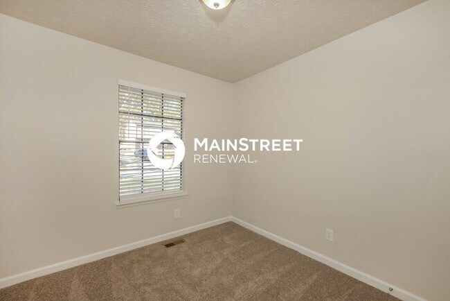 Building Photo - 4 Bedroom Pet-Friendly Home in Ellenwood, GA with Main Street Renewal
