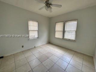 Building Photo - 2202 Van Buren St