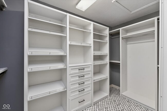 Building Photo - 14175 Charity Chase Cir