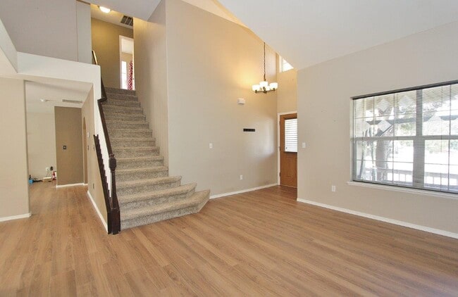 Building Photo - 11265 W Red Maple Dr