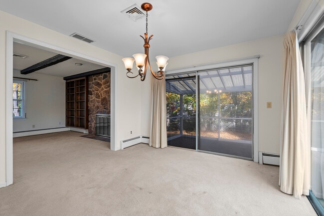 Building Photo - 3 Parsell Ln