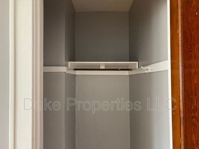 Building Photo - 5 Ernestine St