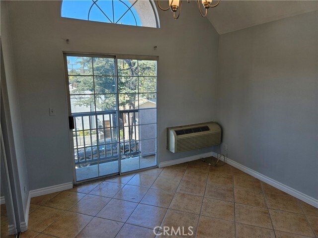 Building Photo - 14159 Gilmore St