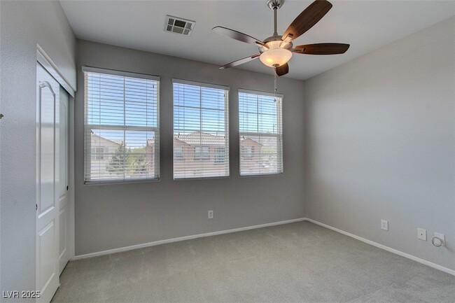 Building Photo - 23 Hudson Canyon St