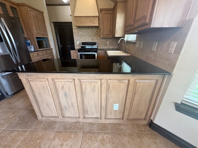 Building Photo - 19132 Cottonwood Ct