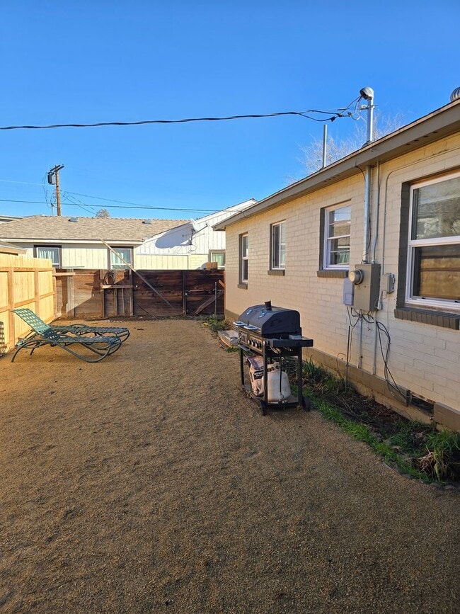 Building Photo - Pet Friendly & Steps Away From Idlewild Park and River!