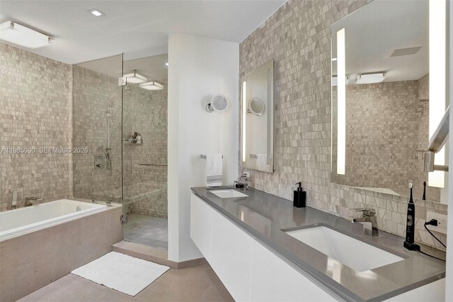 Building Photo - 88 SW 7th St