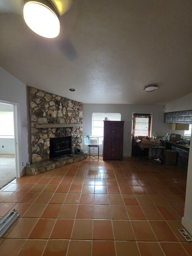 Building Photo - Bear Lake 2 bedroom 2 bathroom