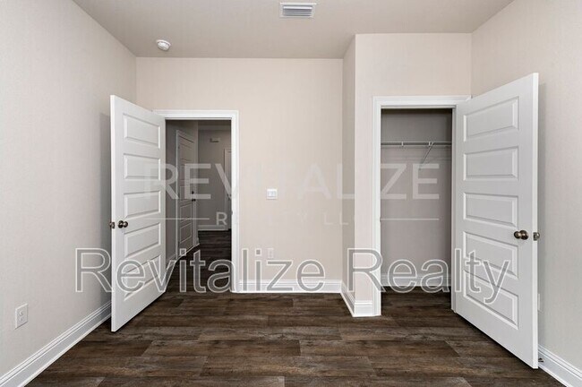 Building Photo - 14543 Dayton Cir