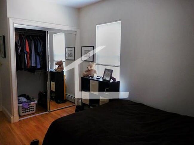 Building Photo - HOT ALLSTON LISTING!!!! Sept 1st Move in!!