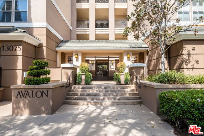 Building Photo - 13075 Pacific Promenade