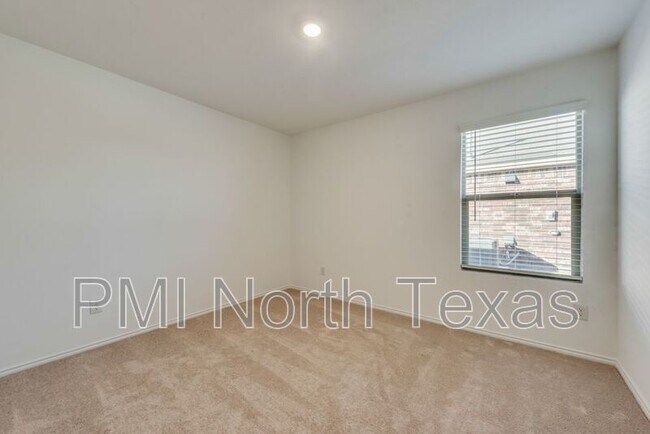 Building Photo - 1524 Clairborne Ct