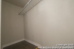 Building Photo - 219 Leonidas Dr